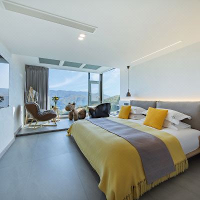 未雨·山景轻奢大床房-智能门锁+乳胶床垫+直饮机+浴缸