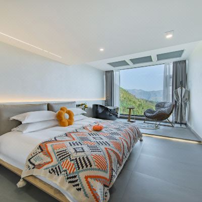 未花·悦见山景大床房-智能门锁+乳胶床垫+直饮机+浴缸