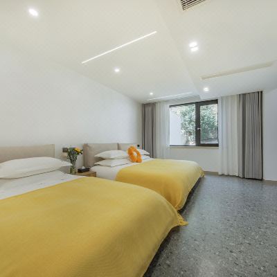 未冬·庭院欢乐亲子房-智能门锁+休闲客厅+乳胶床垫+直饮机