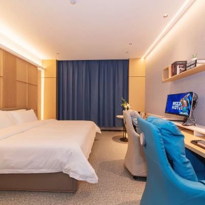 锦鲤情侣电竞大床房