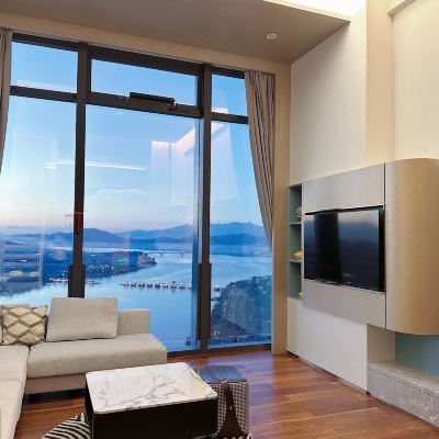 潮舍·迎宾阁(高层广济桥江景高级套房)