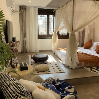 帽天山阁楼套房303