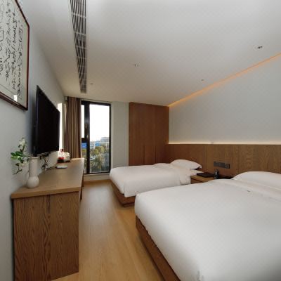 精品标准间(智能客房+好睡眠斯林百兰记忆床垫+空气净化器）