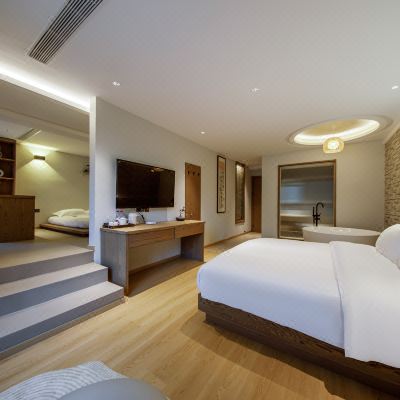 豪华亲子套房(智能客房+好睡眠斯林百兰记忆床垫+空气净化器）