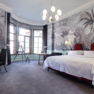 自由丨舒适阳台大床房