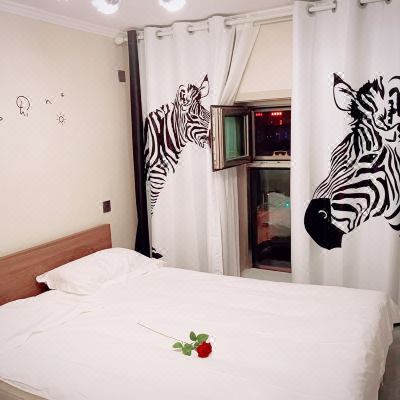 温馨二室一厅套房A