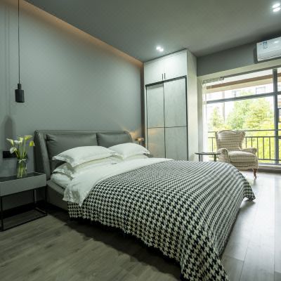 恬然·带厨房家具简约大床房