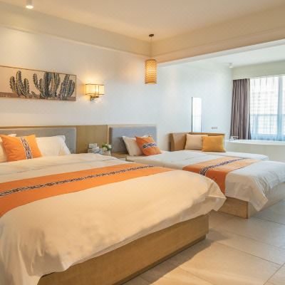 悦享听海浴缸双床房