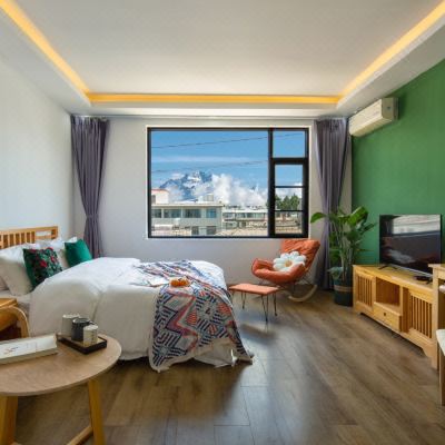 日照金山·精品观景双床四人房