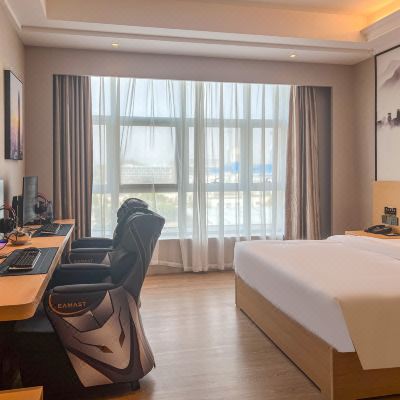 臻享双排电竞大床房