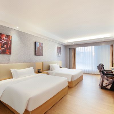 臻享双排电竞双床房