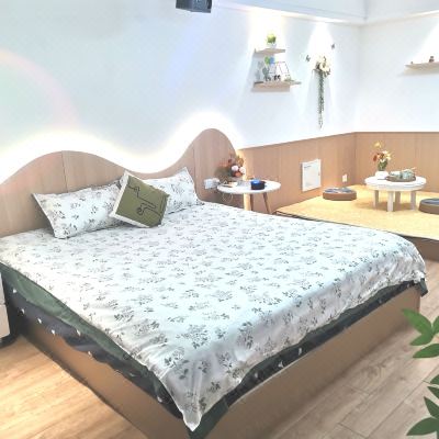 清新自然投影大床房