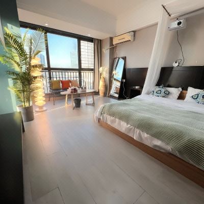 阳光一室大床房