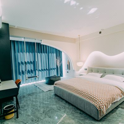 主题影音大床房（多风格）