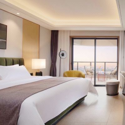 轻奢·露台景观大床房（超大休闲阳台+浪漫之旅+银滩附近）