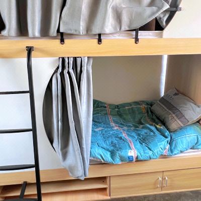 舒适四人床位房