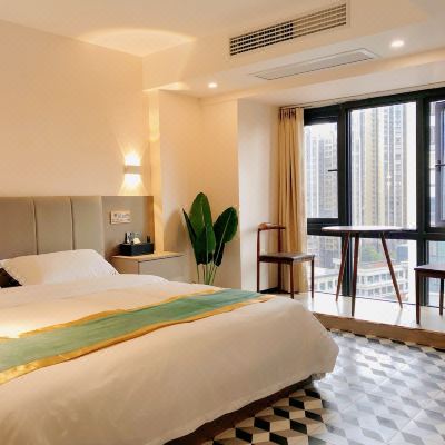 精装一室大床房C