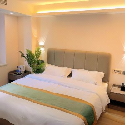 精装一室大床房D