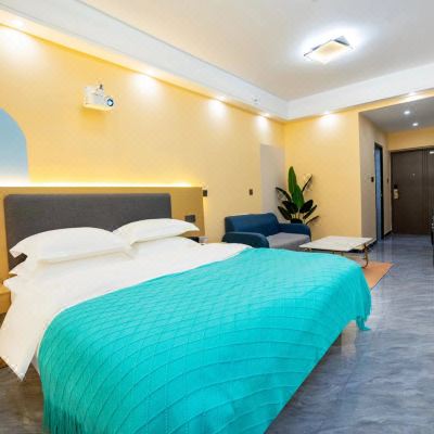 优选商务大床房