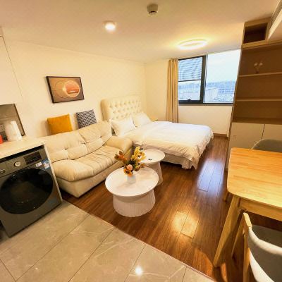 柳浪闻莺·尊享影院大床房（冰箱+洗衣机+高清投影）