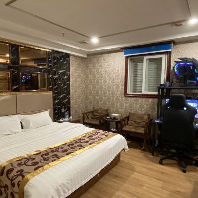 单排电竞大床房