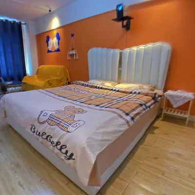 包租婆150寸巨幕投影303大床房