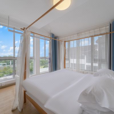 渔歌子丨湖景家庭房