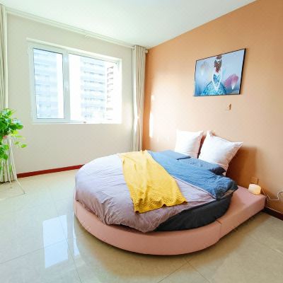 温馨三室一厅套房