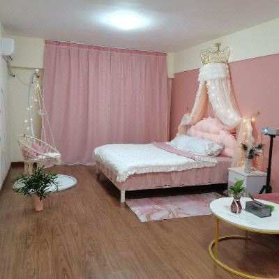 温馨投影大床房