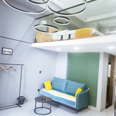 凌霄复式小楼空调大床房