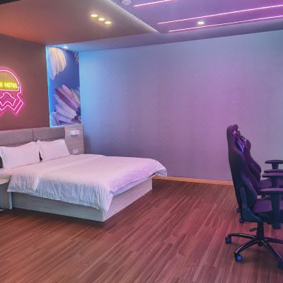 万兆-纯享高配大床房[RT3080+I7+1200F+2K+180Hz]