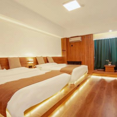 豪华零压双床房