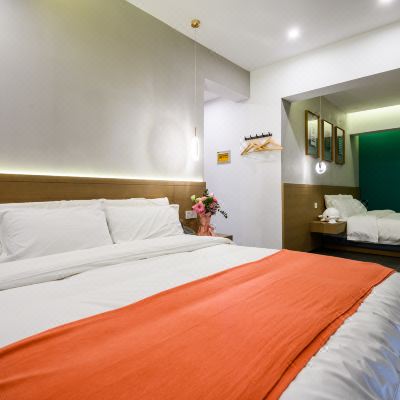 小蟹将军-温馨小院阳台房