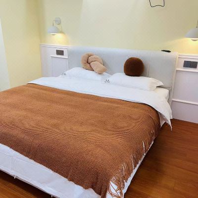 清雅轻奢大床房