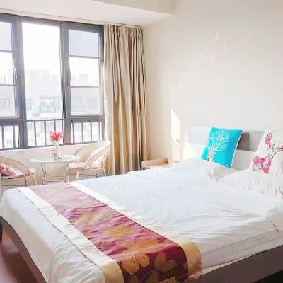 夕照冠岭简奢大床房