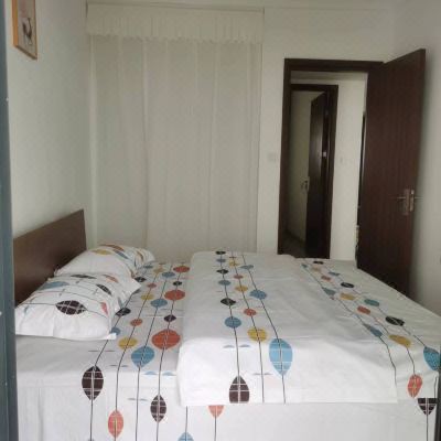 精美家两室一厅阳台海景度假品茶藤椅双床套房（带洗衣机厨房厨具衣柜冰箱）