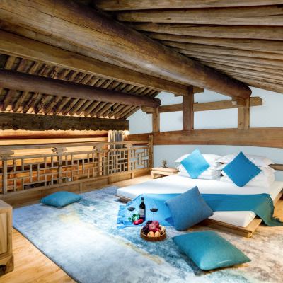 复式豪华大床房