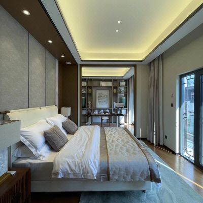 豪华大床房（超大阳台衣帽间）