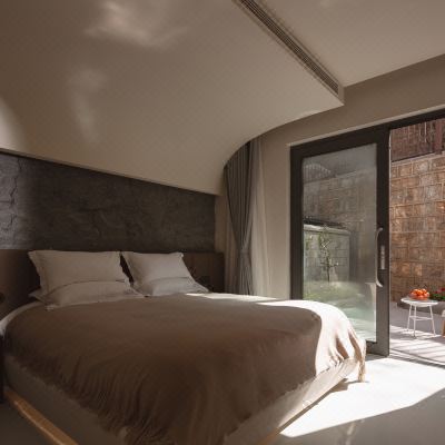 私人庭院静谧大床房