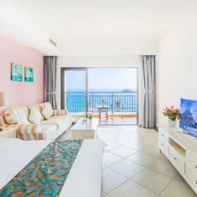 阅海ins180°一线日出海景大床房-看日出+海景阳台