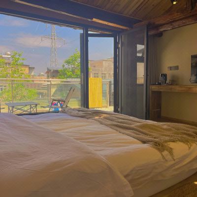 风声雨味观景大床房