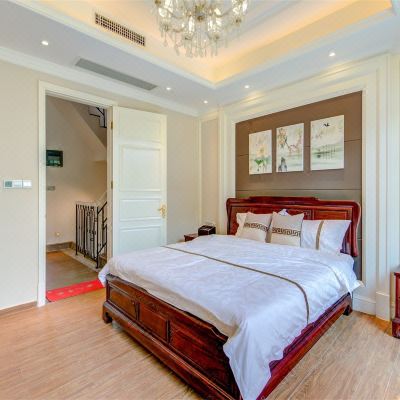 阳光八室一厅套房