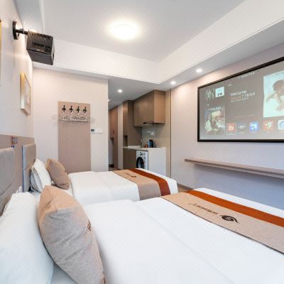 商旅电影双床房