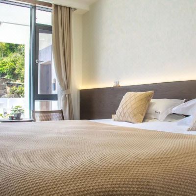 暖居地暖大床房