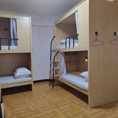 男生6人间（一人一床位）