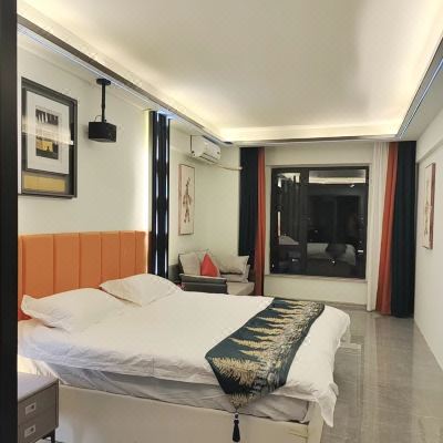 智能影院优越大床房