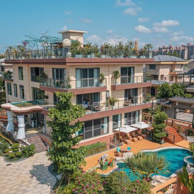 包栋11房·超大泳池·露台烧烤·户外电影