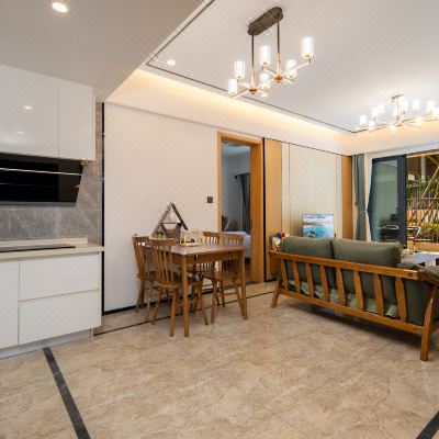 舒适园景两居叠院套房（阳台+休闲桌椅+冰箱+洗衣机+厨房）