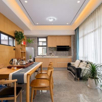 合院两居套房（大露台—+冰箱+厨房）