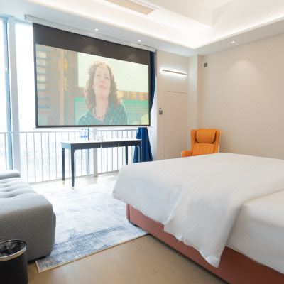 巨幕投影大床房